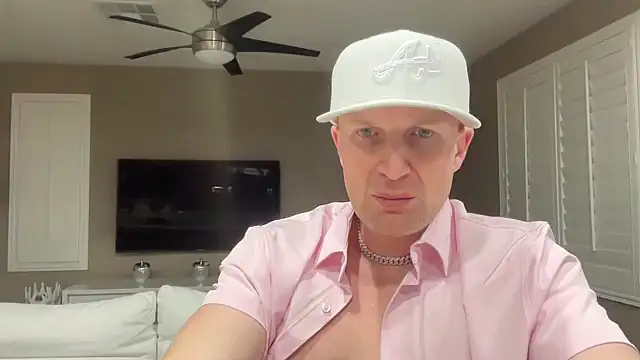 Naughty Ken Barbie-69 online show from 04/02/26, 10:11