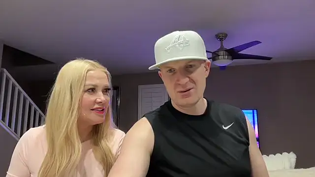 Naughty Ken Barbie-69 online show from 04/22/26, 10:22