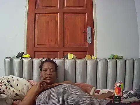 JoycyQueen online show from 03/31/26, 06:32