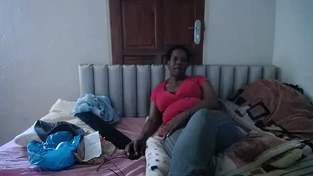 JoycyQueen online show from 04/20/26, 10:40