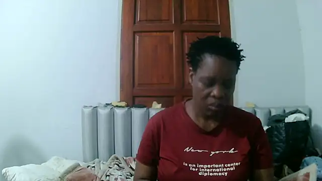 JoycyQueen online show from 04/14/26, 07:41