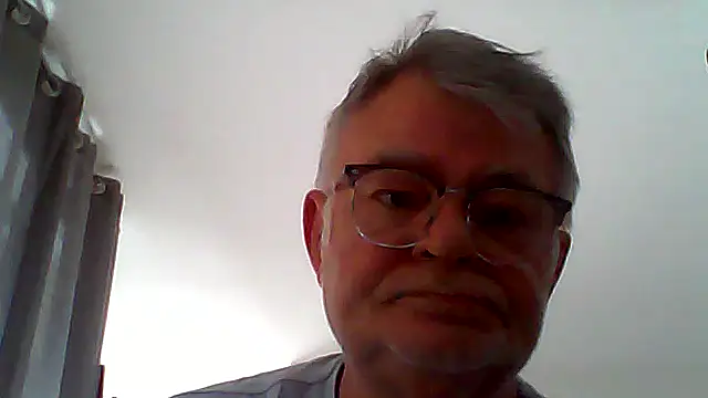 Snapshot of oura chatting on 07/07/26, 07:45 oura online show from 07/07/26, 07:45