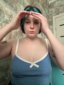 Snapshot of HubbaBaby chatting on 04/10/26, 12:56 HubbaBaby online show from 04/10/26, 12:56