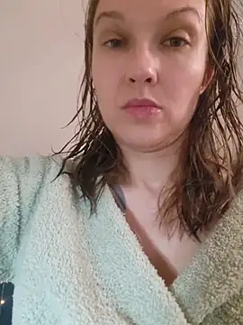 NicolePearl online show from 03/15/26, 09:44