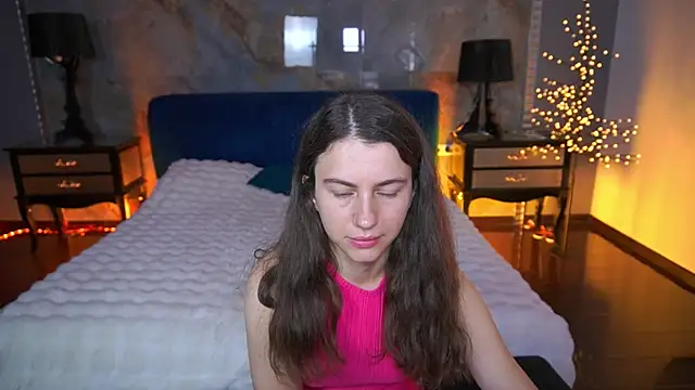LittleJulii online show from 06/26/26, 02:34