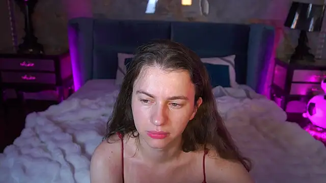 LittleJulii online show from 07/14/26, 02:05