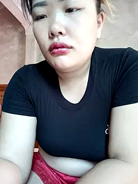 Snapshot of Irene-01 chatting on 05/18/26, 07:46 Irene-01 online show from 05/18/26, 07:46