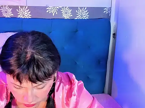 brunne eva online show from 05/07/26, 06:17