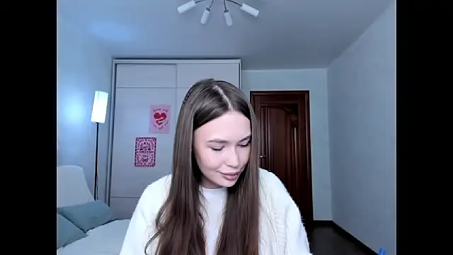 Snapshot of kittiangel00 chatting on 04/10/26, 04:41 kittiangel00 online show from 04/10/26, 04:41