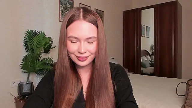 Snapshot of kittiangel00 chatting on 03/30/26, 12:39 kittiangel00 online show from 03/30/26, 12:39