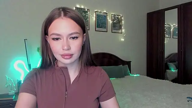 Snapshot of kittiangel00 chatting on 03/12/26, 02:32 kittiangel00 online show from 03/12/26, 02:32