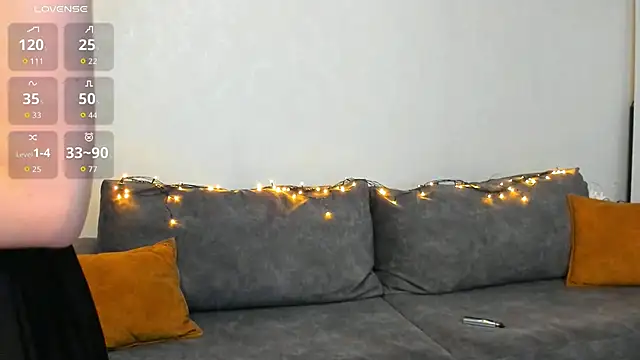 Snapshot of sofia_hayess chatting on 05/21/26, 10:29 sofia hayess online show from 05/21/26, 10:29