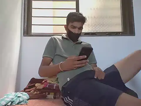 Roy3 2 online show from 04/15/26, 07:58