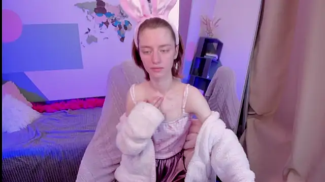 Pretty Victoria online show from 03/29/26, 06:04