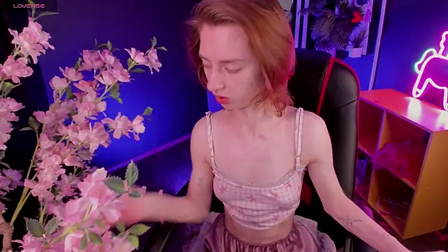 Pretty Victoria online show from 05/15/26, 06:00