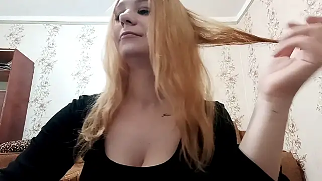 Snapshot of MandyKeiter chatting on 03/26/26, 01:09 MandyKeiter online show from 03/26/26, 01:09