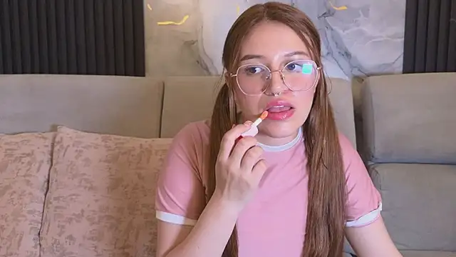 megan vg online show from 04/11/26, 07:56