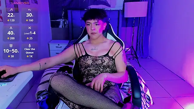 Snapshot of liam_scoot_ chatting on 04/10/26, 06:20 liam scoot online show from 04/10/26, 06:20