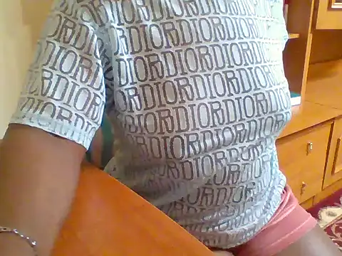 melaninebony2 online show from 03/23/26, 05:46