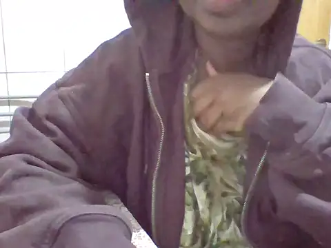 melaninebony2 online show from 04/08/26, 02:02