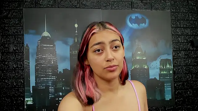 PinkyyPieee  online show from 04/14/26, 01:05