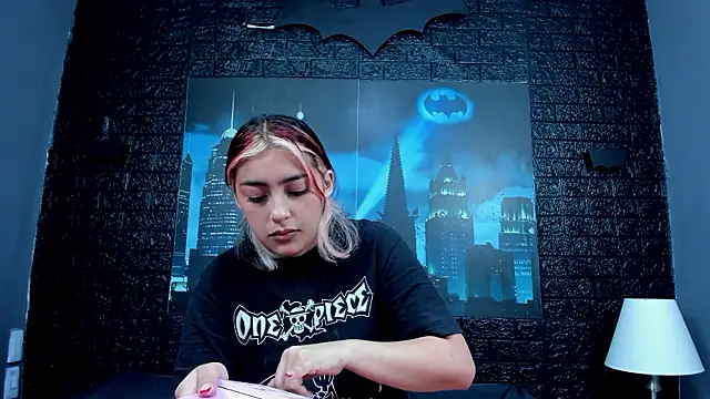 PinkyyPieee  online show from 03/19/26, 12:38