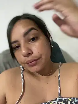 Snapshot of Kira33_ chatting on 03/17/26, 11:24 Kira33 online show from 03/17/26, 11:24