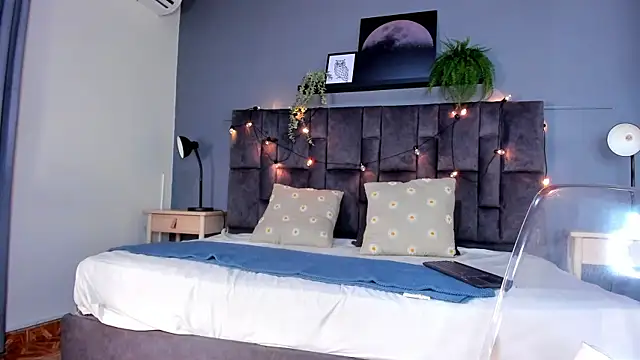 Meganlove   online show from 04/07/26, 02:46