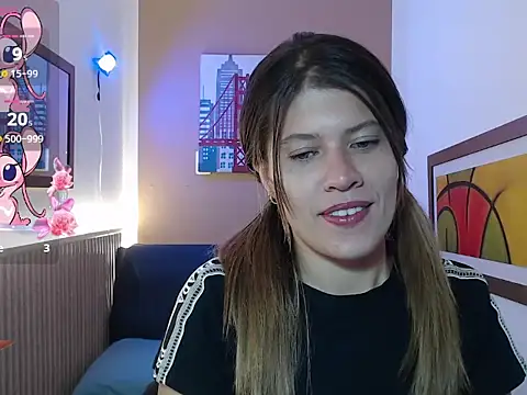 Moonna linnda online show from 04/08/26, 01:45