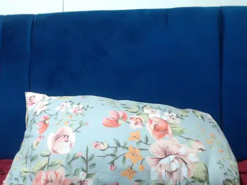 Snapshot of BustyChocx chatting on 04/03/26, 02:01 BustyChocx online show from 04/03/26, 02:01