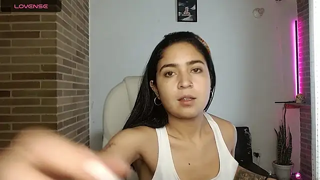 sweet-little online show from 03/12/26, 08:13