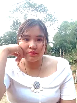 Snapshot of YAONIKUTE chatting on 04/05/26, 10:55 YAONIKUTE online show from 04/05/26, 10:55