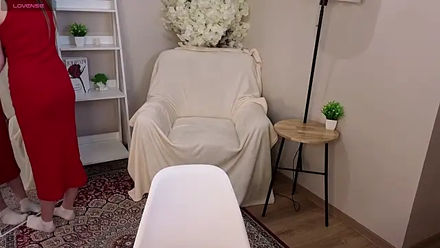 BlondeLina online show from 05/26/26, 04:54