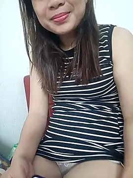 Snapshot of Leylin_1 chatting on 03/23/26, 11:15 Leylin 1 online show from 03/23/26, 11:15