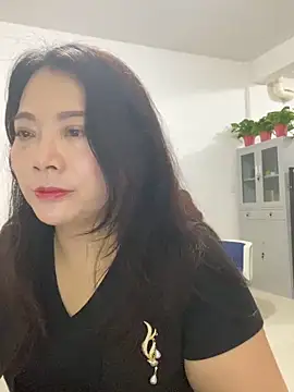 Snapshot of yu19988 chatting on 04/09/26, 01:40 yu19988 online show from 04/09/26, 01:40