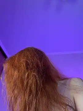 RedheadQueen  online show from 03/27/26, 01:23