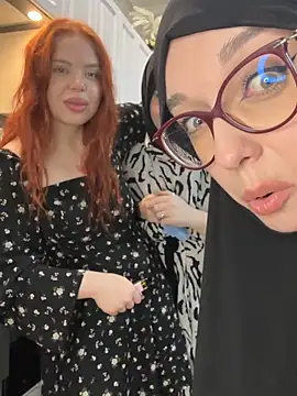 RedheadQueen  online show from 04/19/26, 06:10
