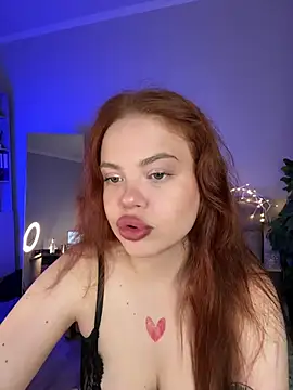 RedheadQueen  online show from 03/23/26, 01:22