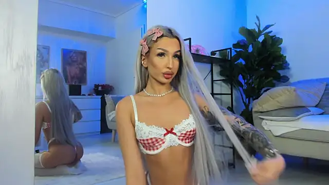 ArianaXO  online show from 05/07/26, 07:01