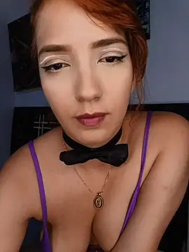 valeriee2 online show from 04/05/26, 01:56