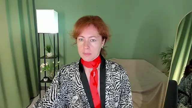 Snapshot of LeticiaRomano chatting on 07/08/26, 04:02 LeticiaRomano online show from 07/08/26, 04:02