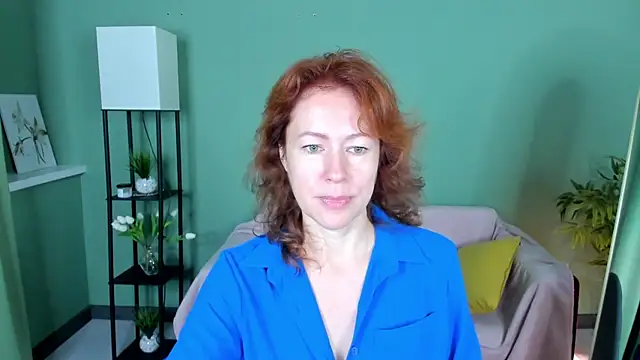 Snapshot of LeticiaRomano chatting on 07/15/26, 04:08 LeticiaRomano online show from 07/15/26, 04:08
