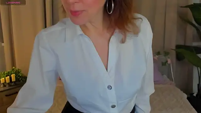 LeticiaRomano online show from 04/18/26, 03:53