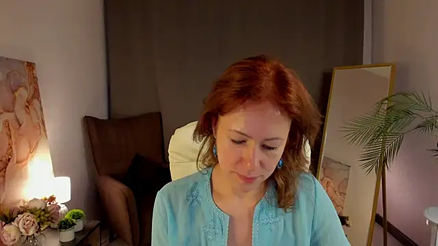 Snapshot of LeticiaRomano chatting on 04/01/26, 01:41 LeticiaRomano online show from 04/01/26, 01:41