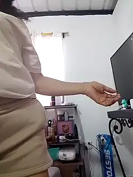 HOT LATINA20 online show from 04/12/26, 10:24