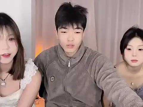 SM 00007 online show from 03/11/26, 02:55