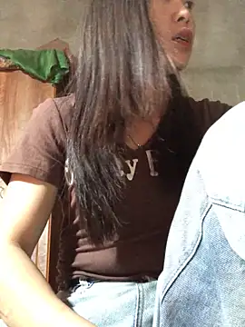 Snapshot of Akira-baby chatting on 03/21/26, 02:13 Akira-baby online show from 03/21/26, 02:13