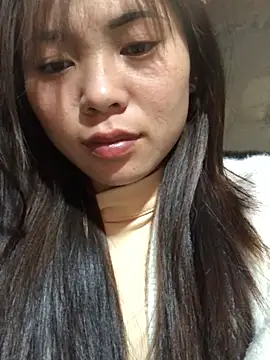 Snapshot of Akira-baby chatting on 03/27/26, 01:58 Akira-baby online show from 03/27/26, 01:58