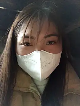 Snapshot of Akira-baby chatting on 03/18/26, 01:09 Akira-baby online show from 03/18/26, 01:09