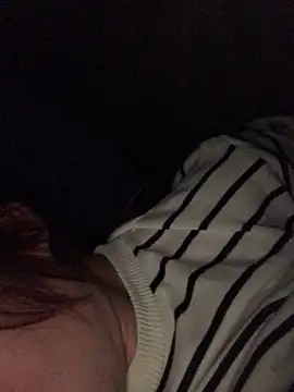 Snapshot of Akira-baby chatting on 03/22/26, 08:21 Akira-baby online show from 03/22/26, 08:21